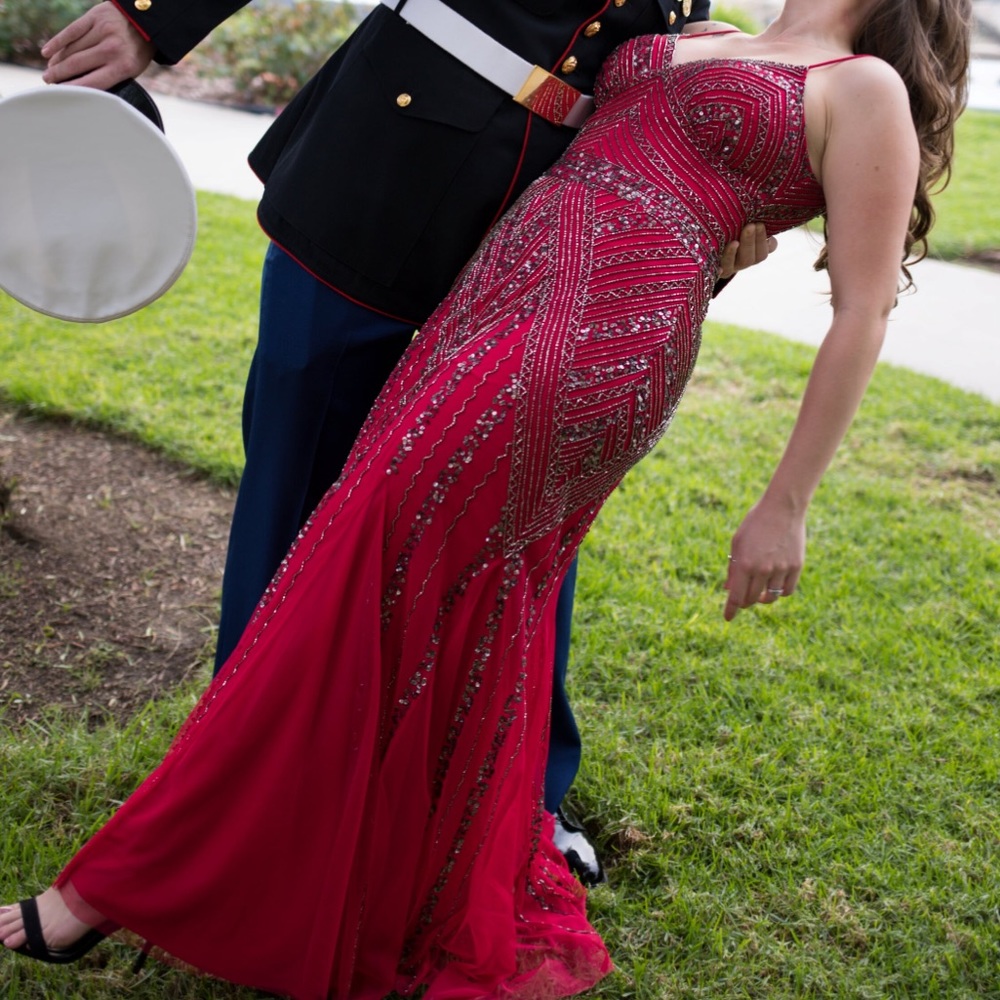 Red V-Neck Formal Beaded Dress